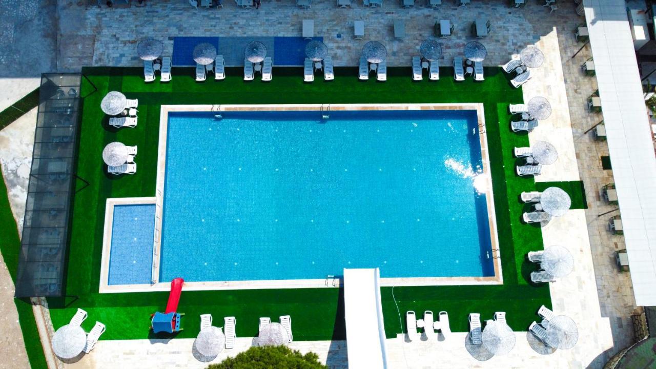 Hotel First Class Didim Exterior foto